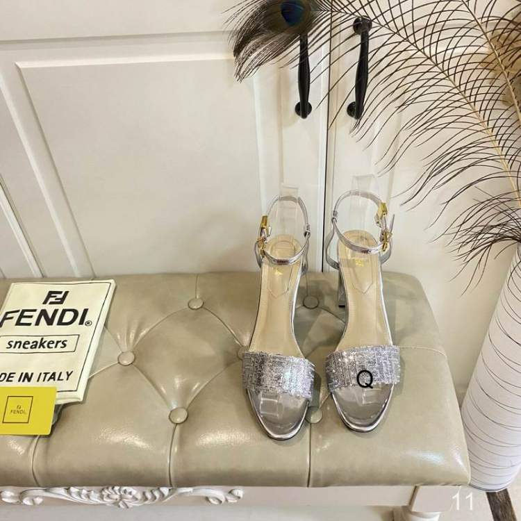 Picture of Fendi Shoes _SKUFendisz35-4010CMSY05025067
